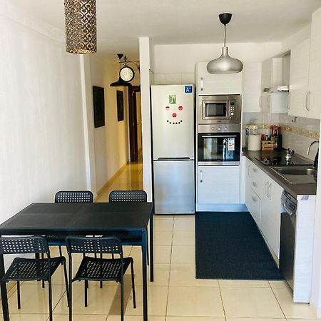 Remote Work Family Holiday Apartment อัลกาลา ภายนอก รูปภาพ