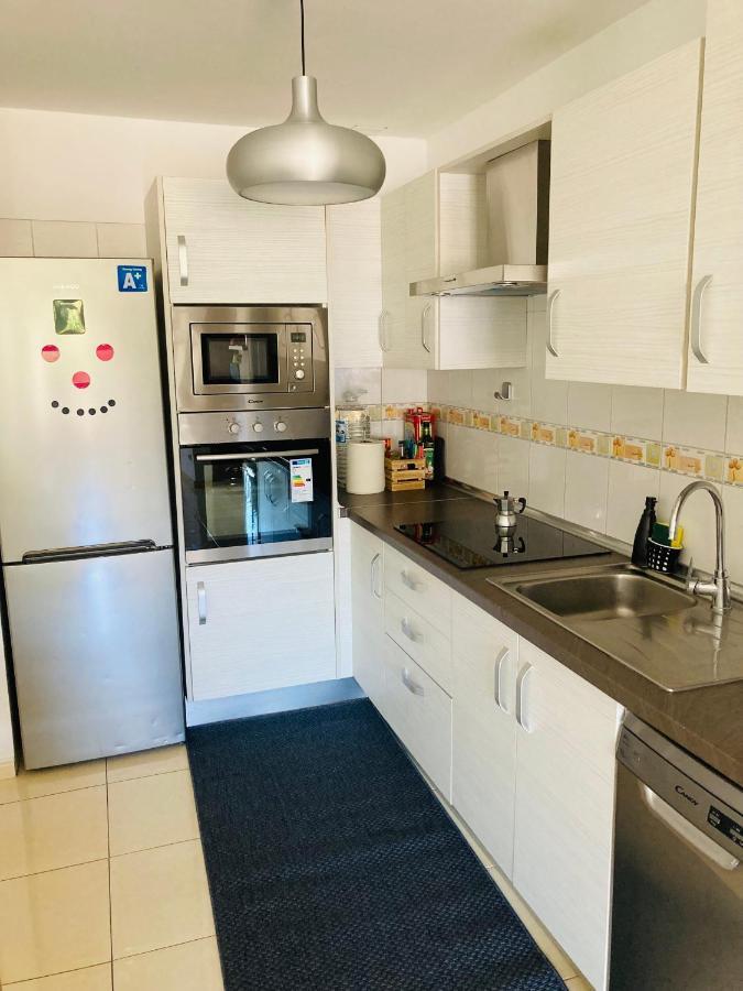Remote Work Family Holiday Apartment อัลกาลา ภายนอก รูปภาพ